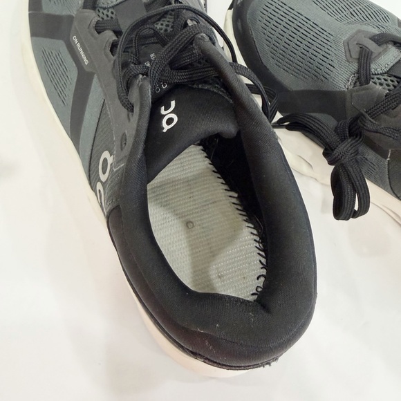 In Running Cloudrunner 2 Women’s Shoes - Missing insole - Picture 10 of 11